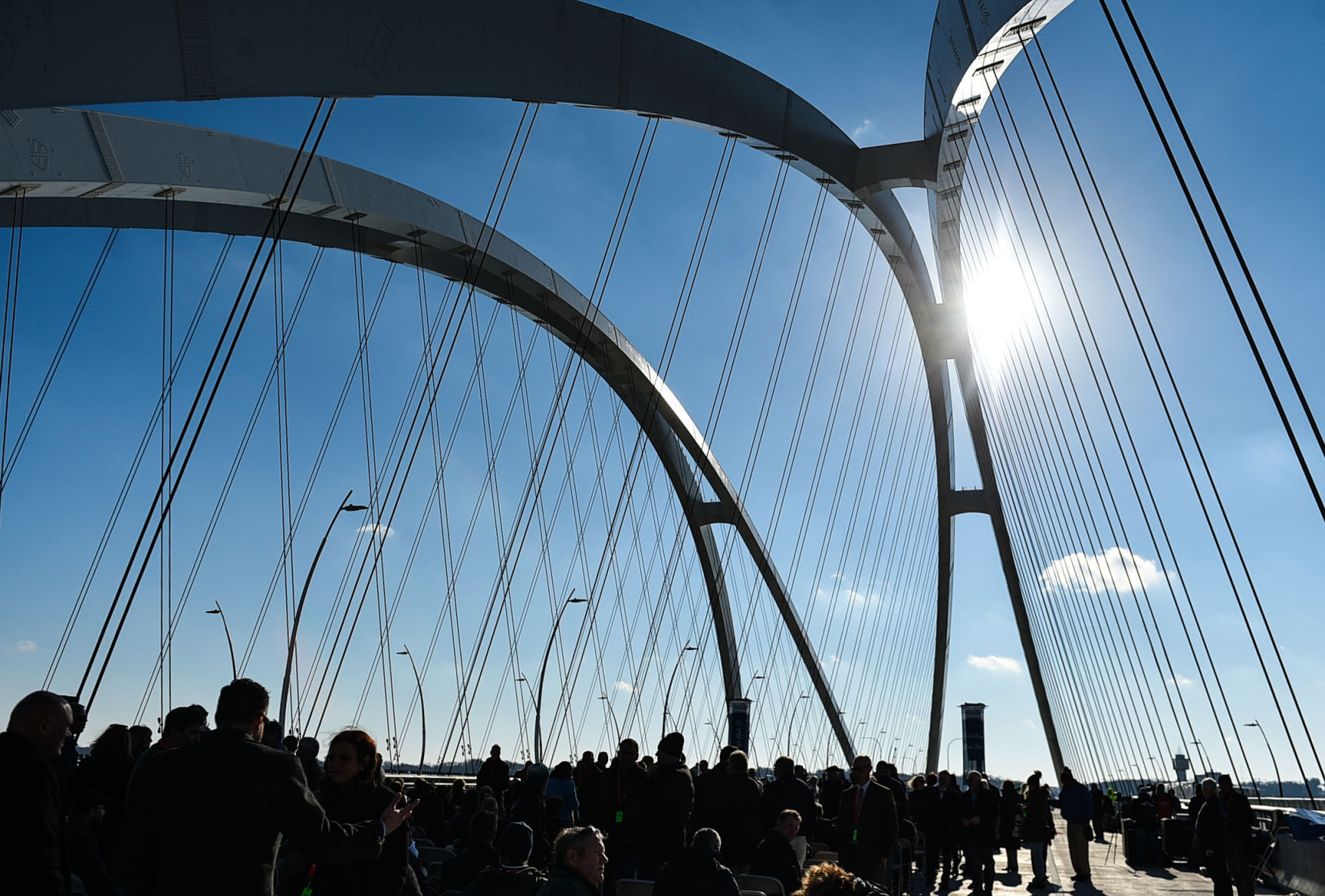 120121-qc-nws-bridge-003
